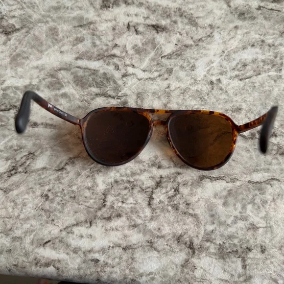 Goodr Mach G Tortoiseshell Men’s Aviator Sunglasses - Brown Lenses - Picture 3 of 8